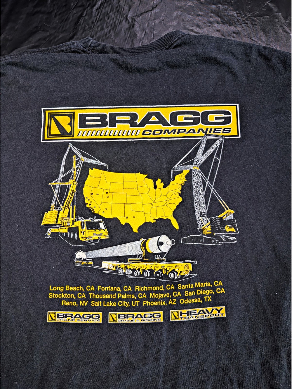 90s Gildan Ultra Cotton Mens XL Black Long Sleeve Pockt Tee Bragg USA Flag Print